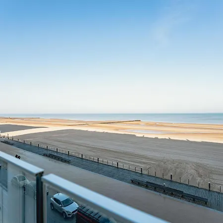 St- Tropez With Seaview & Parking By Interhome * Oostende